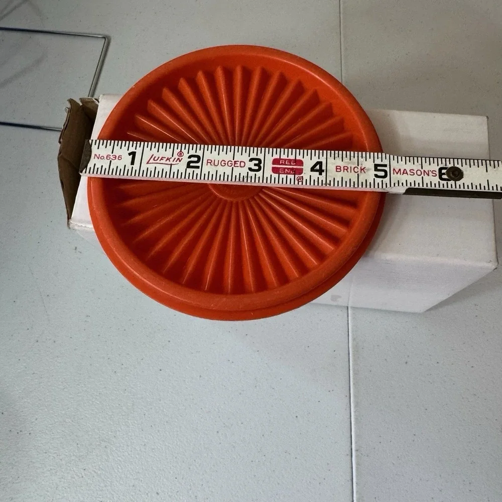 Tupperware Servalier Bowl 20oz #886 Burnt Orange Container with Lid Vintage